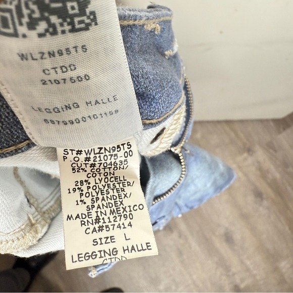 True Religion Halle Leggings Women's Large Stretch-Digi Print Distressed - Picture 3 of 4